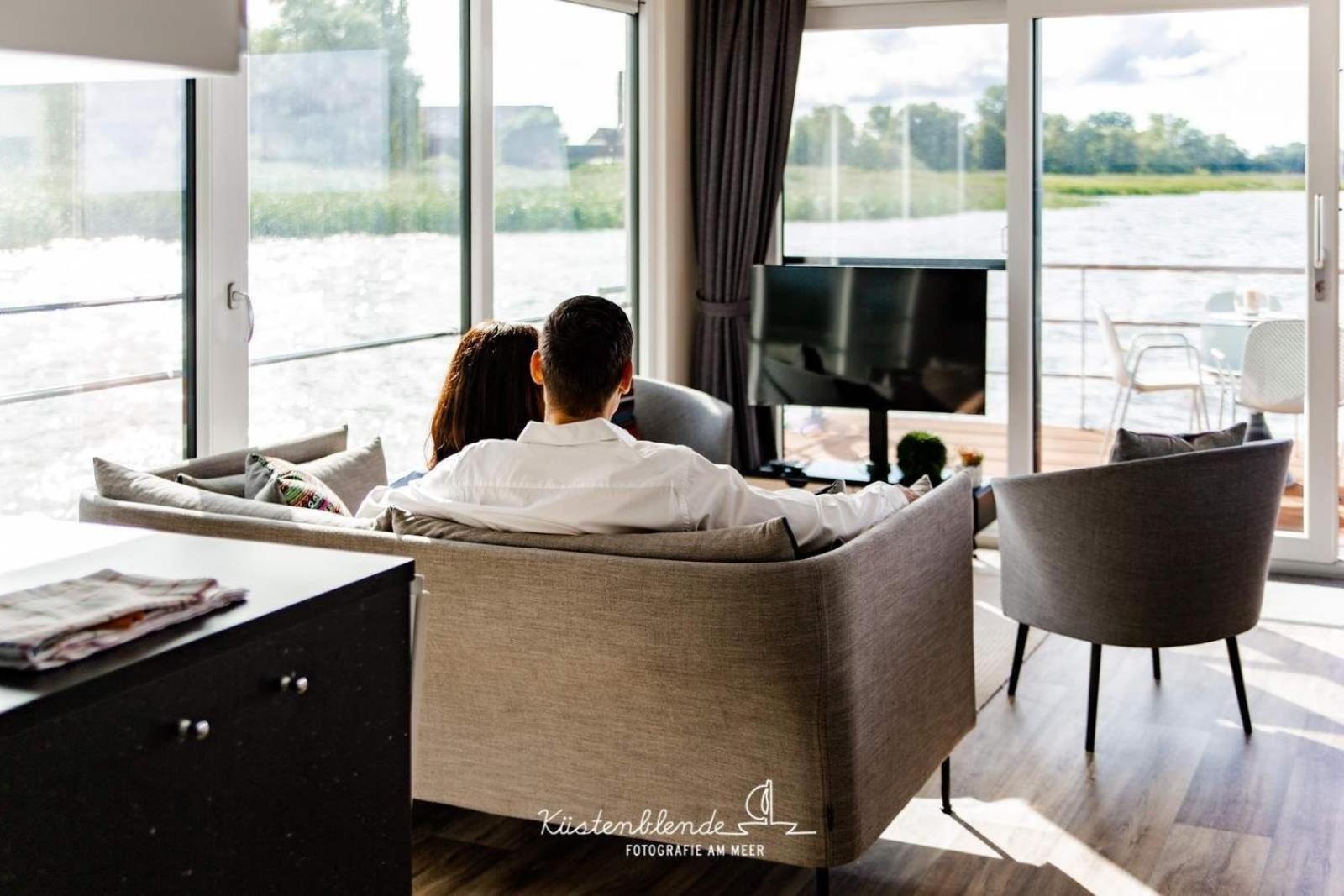 Hausboot Kranichnest Hotel ริบนิทซ์-ดัมการ์เทิน ภายนอก รูปภาพ